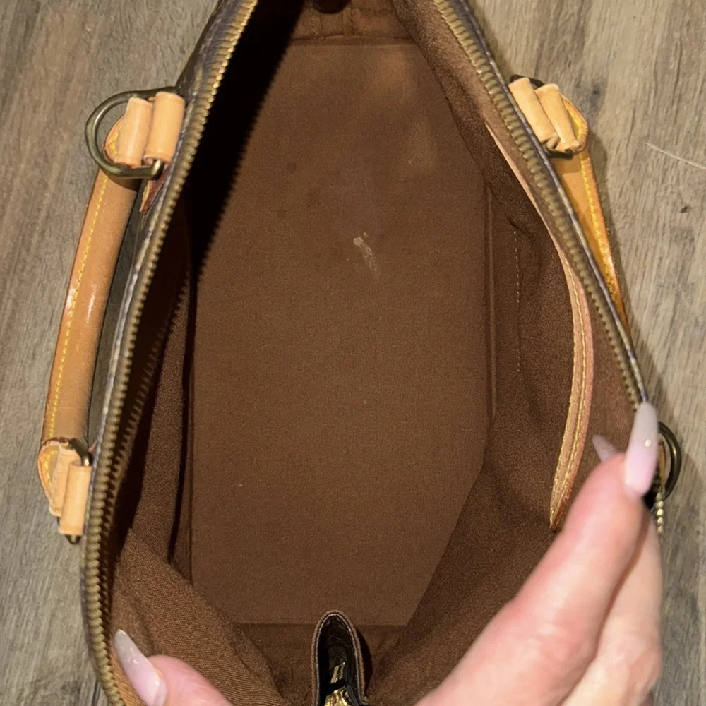 Vintage Louis Vuitton Alma Monogram Canvas Handbag